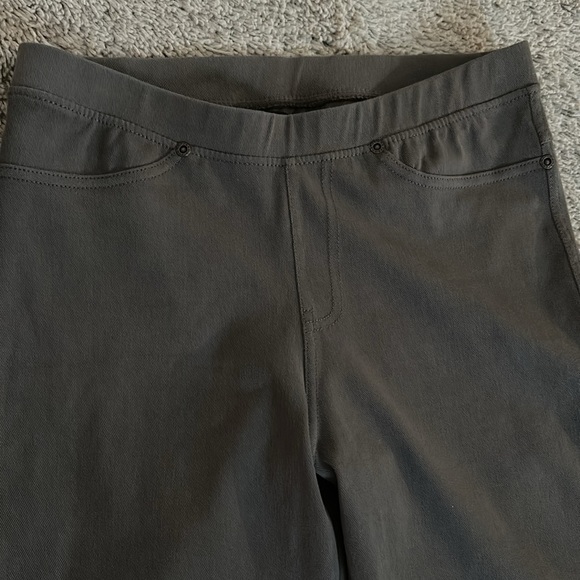 Women's Brown Leggings - Picture 2 of 5